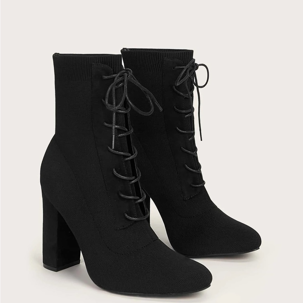 CUCCOO Basic Knit Detail Lace-up Front Boots
